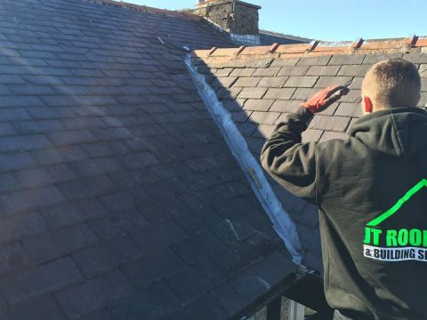 Roofing Contractors Burnley – Domestic Roofing Service Burnley Jt 